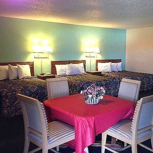Super 7 Inn-Siloam Springs Экстерьер фото